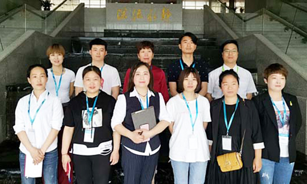 热烈欢迎全国各地8大城市经销商团队到访上派集成灶考察学习！
